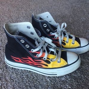 Flame Converse Chuck Taylors 🔥